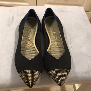 Rothys points - black with gold embroidery
